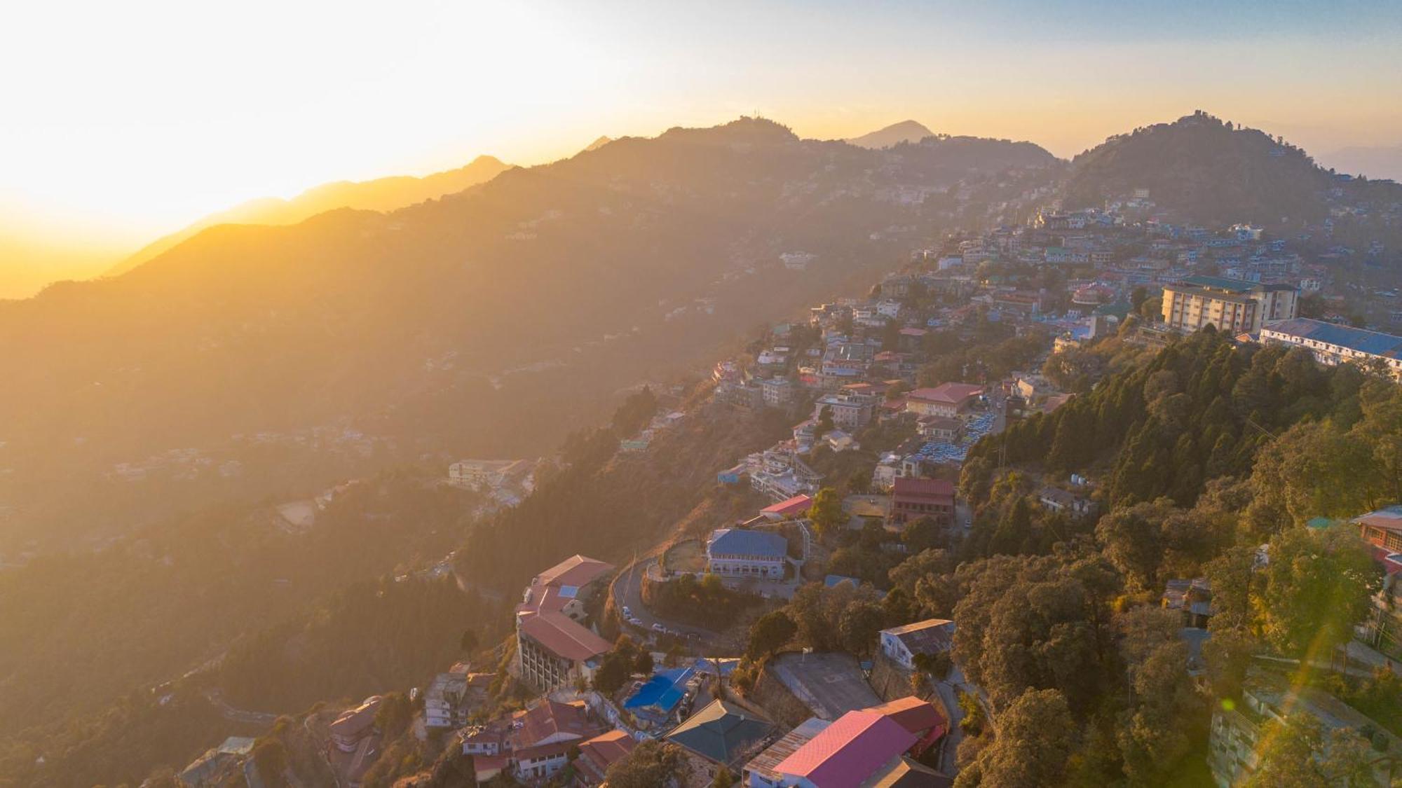 Perfectstayz Valley Vista 5 Min Walk To Mall Road Mussoorie Exterior foto